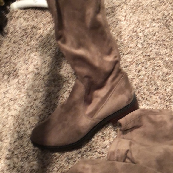 Over the knee Aldo boots - Picture 4 of 5